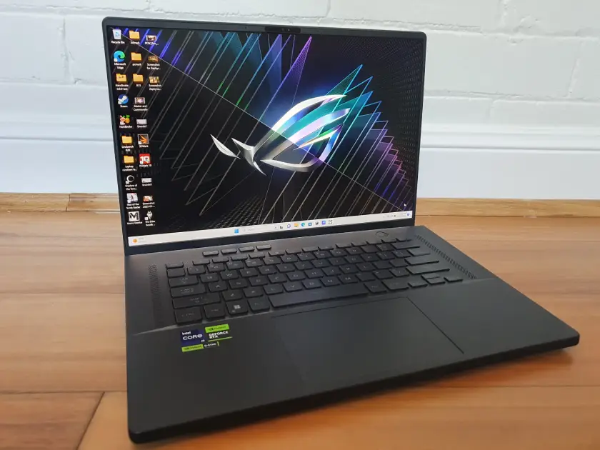 ایسوس ROG Zephyrus M16 بهترین لپ تاپ برنامه نویسی