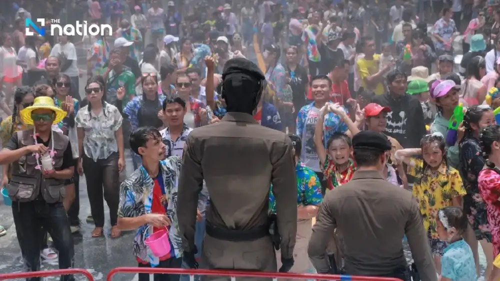 /thailand-ai-police-cyborg-1-0-songkran-festival-security