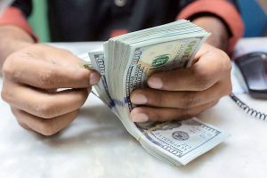 صدرنشینان دریافت‌کنندگان ارز