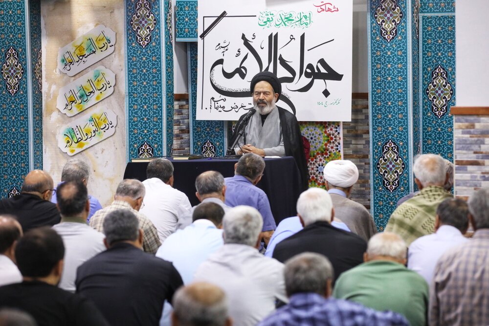 اظهارات نماینده ولی فقیه در امور حج درباره بازداشت یک روحانی ایرانی در