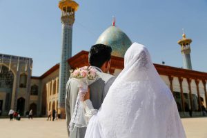 برگزاری مراسم عقد ازدواج ۱۲ زوج جوان در حرم شاهچراغ (ع) - خبرگزاری مهر |