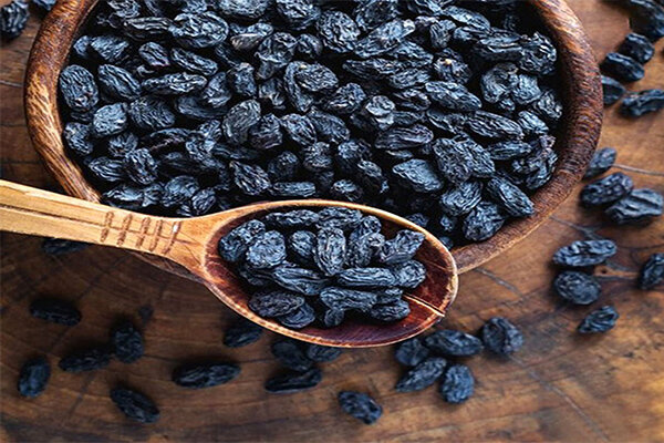 چرا باید هر روز ۲۱ عدد مویز بخوریم؟