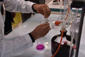 پردازش دقیق و سریع نمونه‌های آزمایشگاهی با فناوری بومی