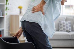 ببینید| کمر درد دست بردار نیست حتی بعد از جراحی، چرا؟