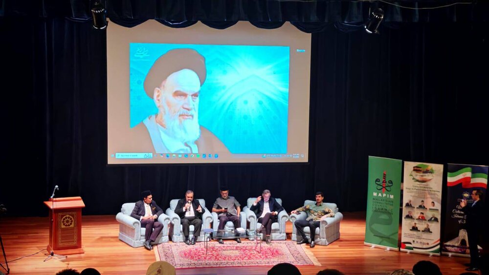 برگزاری یادبود امام خمینی (ره) با محورهای حج، برائت از مشرکان و حمایت از
