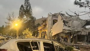 «هنرمندان دوشادوش مردمی متحد، در برابر متجاوز قرار گرفته‌اند»