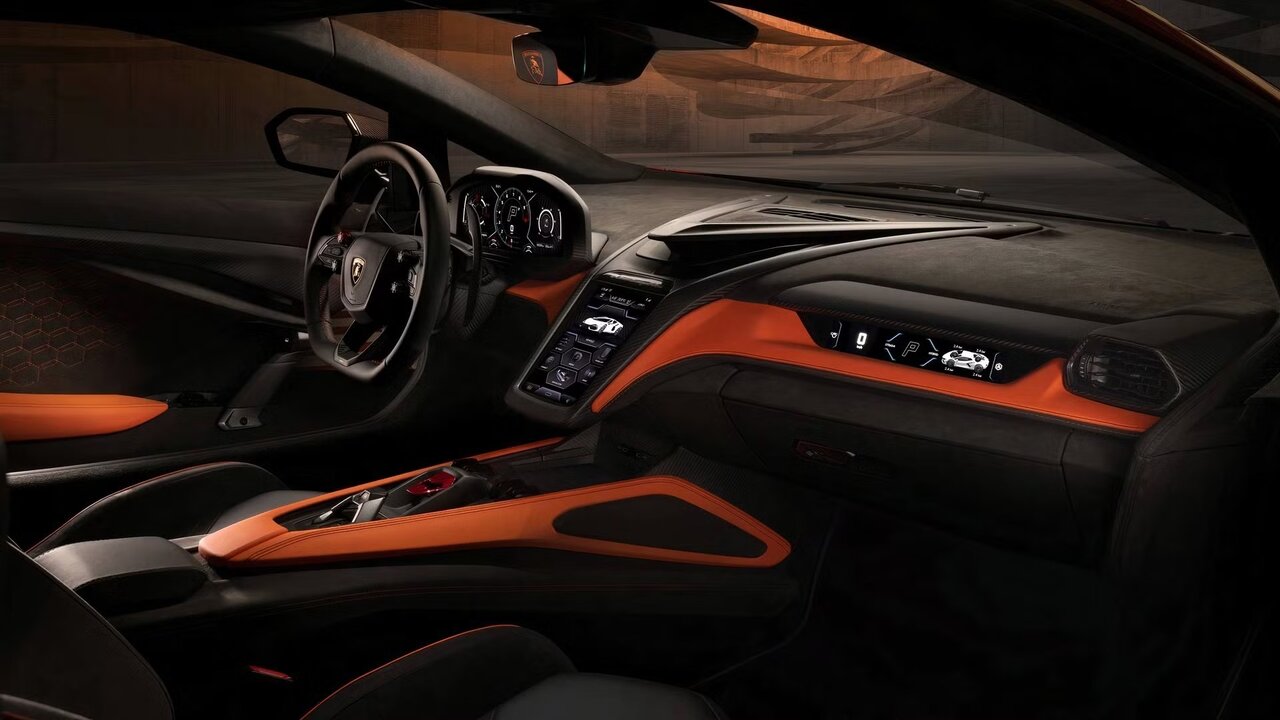 نگاه به ۱۰ خودروی رویایی سال ۲۰۲۵ / از رولزرویس فانتوم تا بوگاتی ۴ میلیون دلاری / عکس