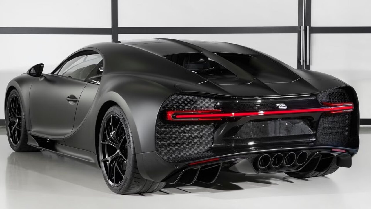 نگاه به ۱۰ خودروی رویایی سال ۲۰۲۵ / از رولزرویس فانتوم تا بوگاتی ۴ میلیون دلاری / عکس