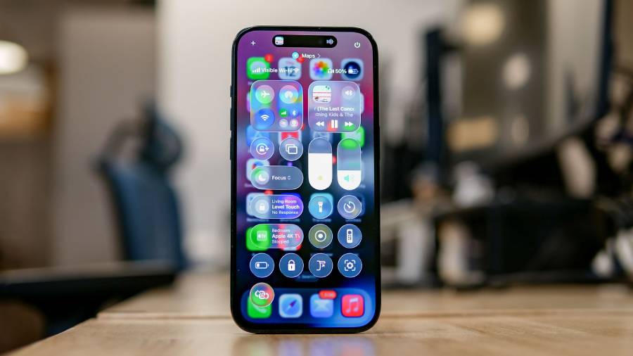 بتای iOS 26 برای آیفون ۱۱ منتشر شد