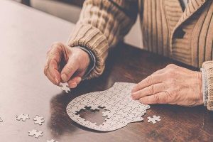 ساخت عینک نوردرمانی برای بهبود عملکرد شناختی در آلزایمر - خبرگزاری مهر |