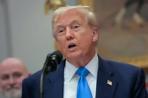 trump-demands-intel-ceo-resignation-conflict