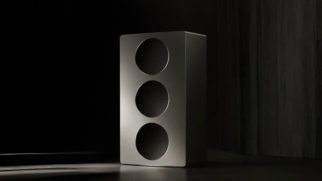 شیائومی از اسپیکر پریمیوم Sound 2 Max و اسپیکر پرتابل با حافظه داخلی رونمایی کرد
