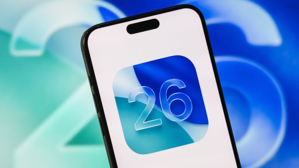 iOS 26 موقعیت شما را ردیابی می‌کند؛ چگونه این قابلیت را غیرفعال کنیم؟