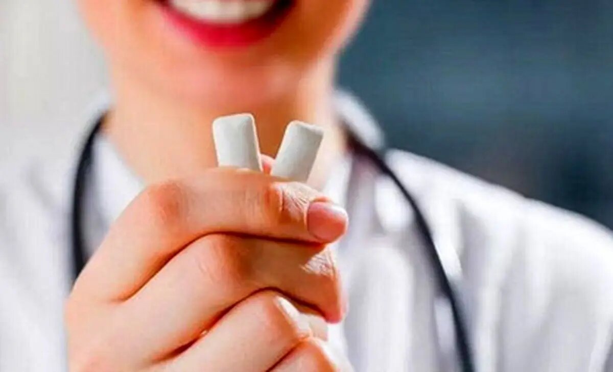 آدامس برای جویدن است، نه بلعیدن/ بلعیدن آدامس چه خطراتی دارد؟